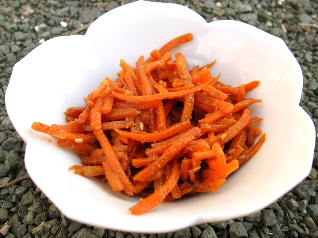 https://www.koreaforniancooking.com/kcook/wp-content/uploads/2012/03/Korean-carrots.jpg